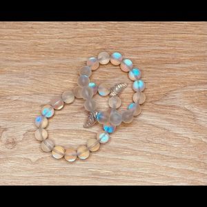 Mommy and Me glass leaf matching bracelet set